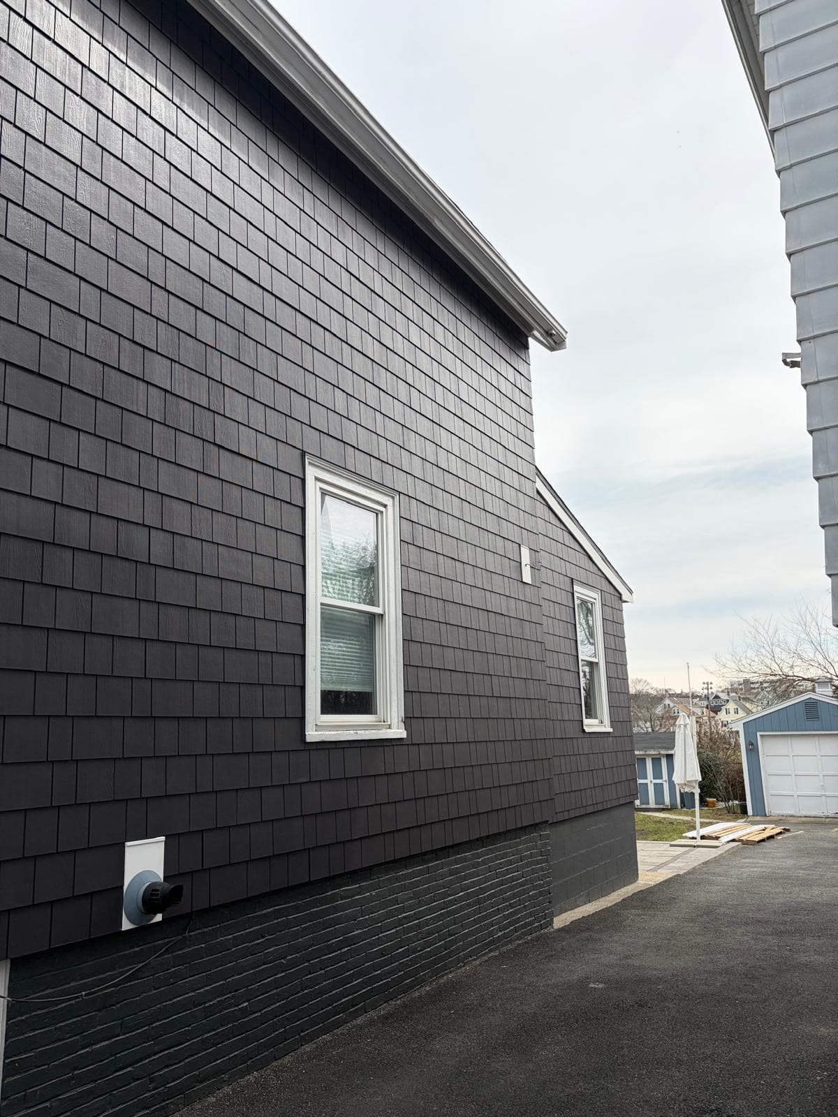 Dark Shake Siding Renovation – Massachusetts — photo 2