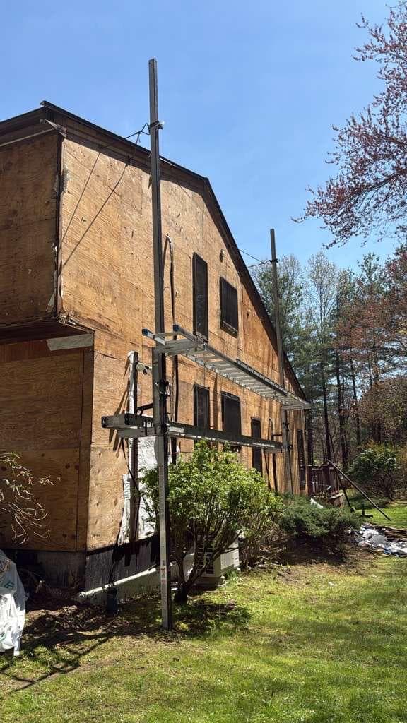 Before - Whole-Home James Hardie Plank Installation – Carlisle, MA